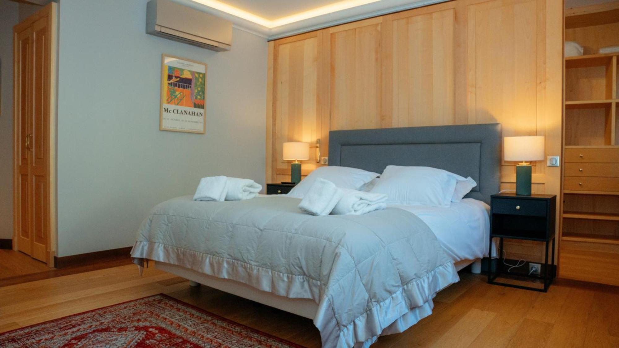 Superbe Appartement 132M2, Classe 5 Etoiles, Sarlat Centre Екстериор снимка